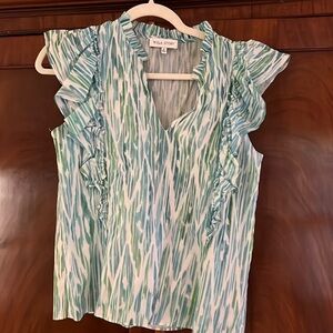 Willa Story Top!! Great transition too to Fall!